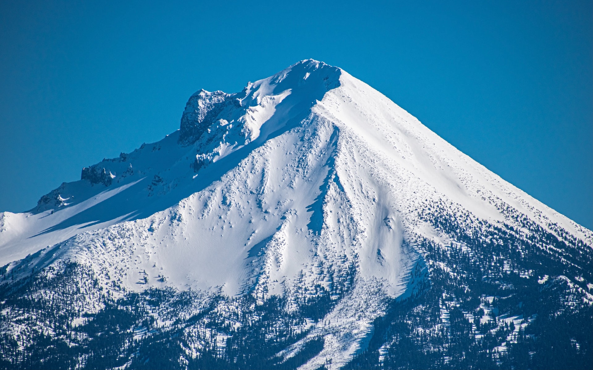 Rüyada Karlı Dağ Görmek ne demek? Anlamı ne?